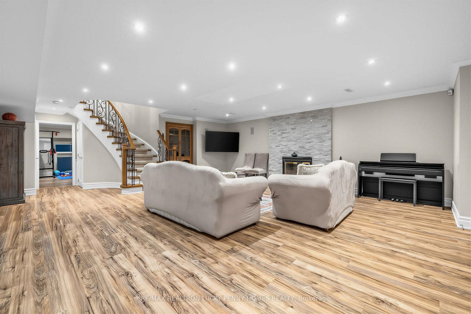 63 Pomander Road • Markham, ON photo 36