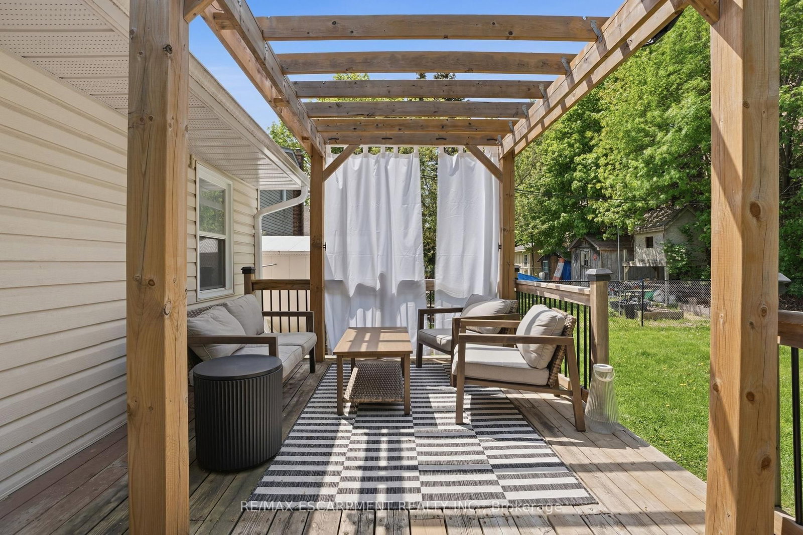Listing Image 22