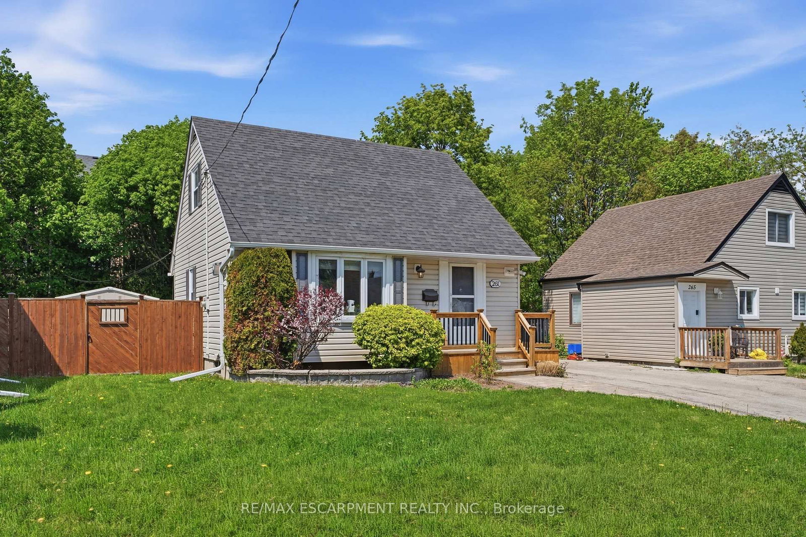 Listing Image 3