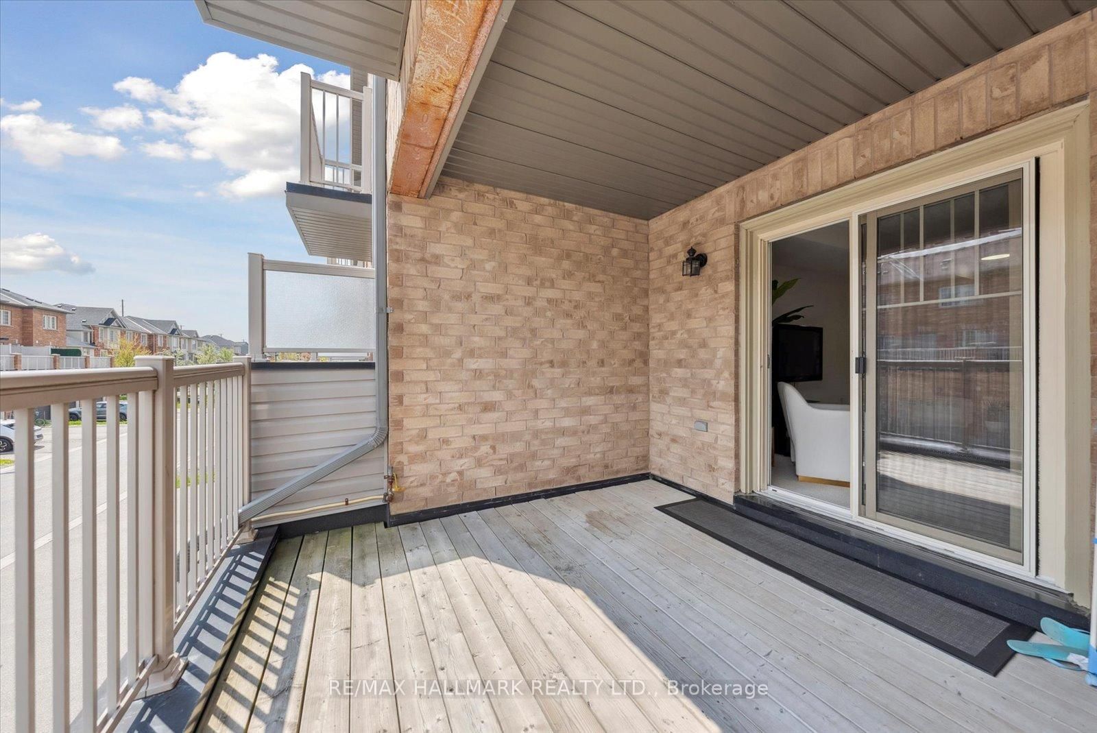 17 Valliere Drive • Markham, ON photo 14