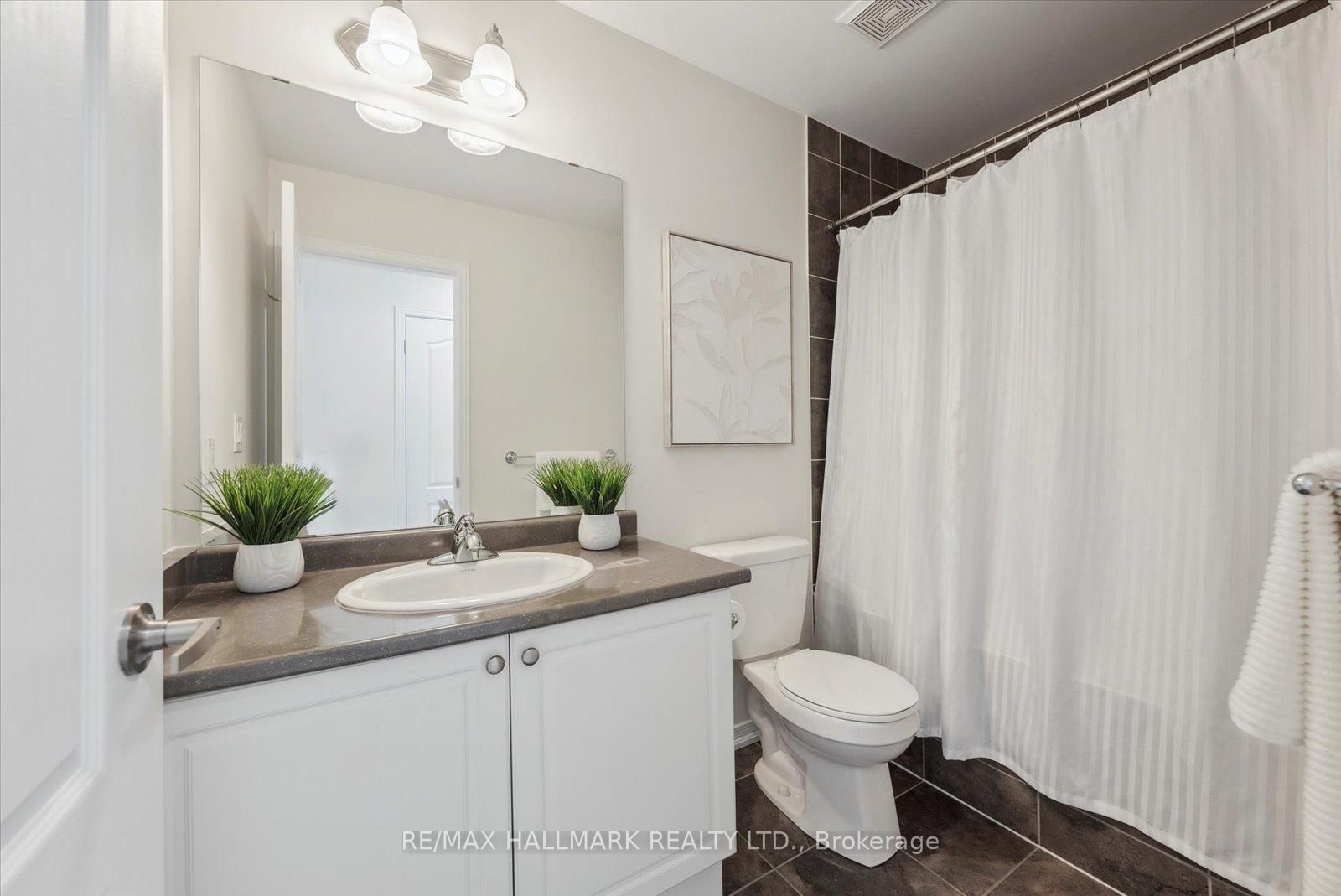 17 Valliere Drive • Markham, ON photo 36