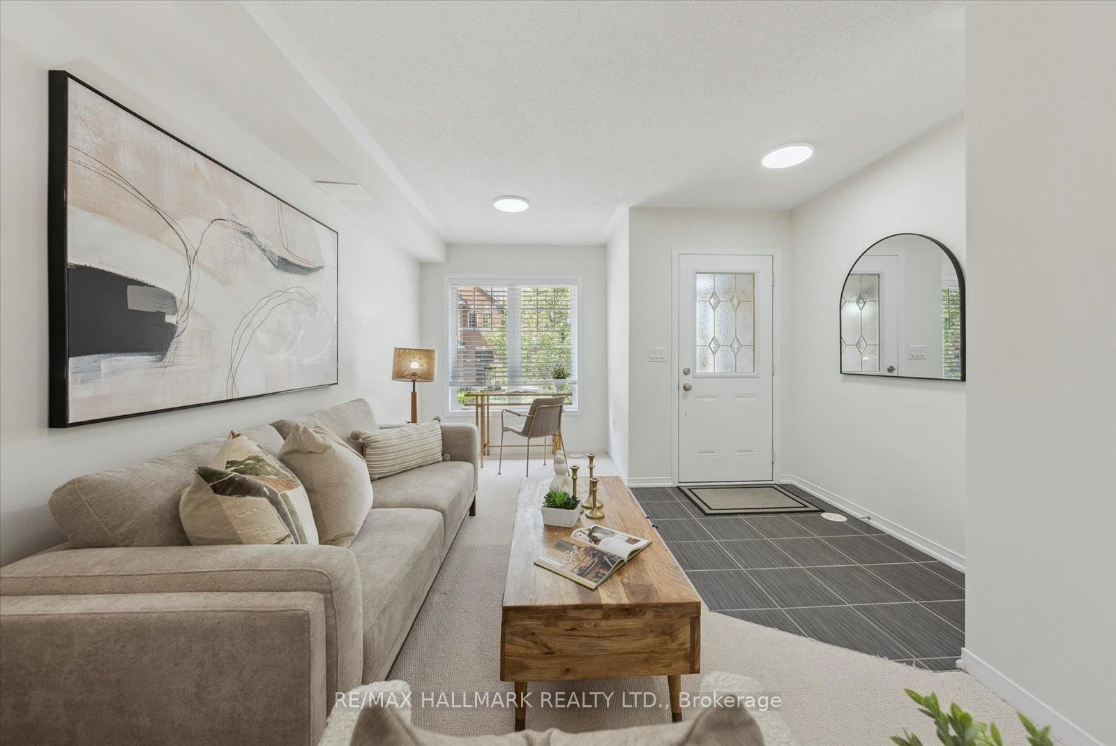 17 Valliere Drive • Markham, ON photo 4