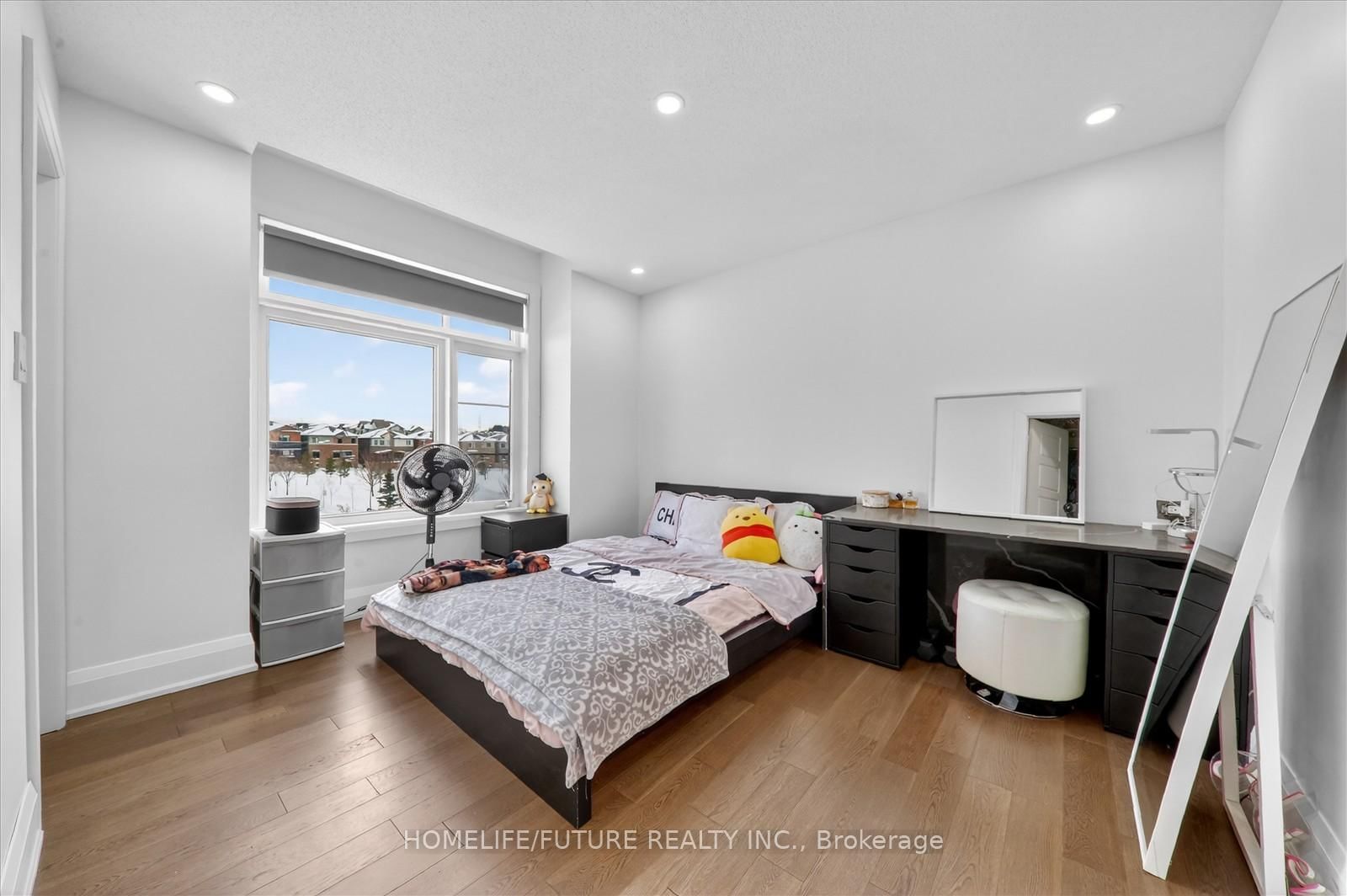 130 Tango Crescent • Newmarket, ON photo 33