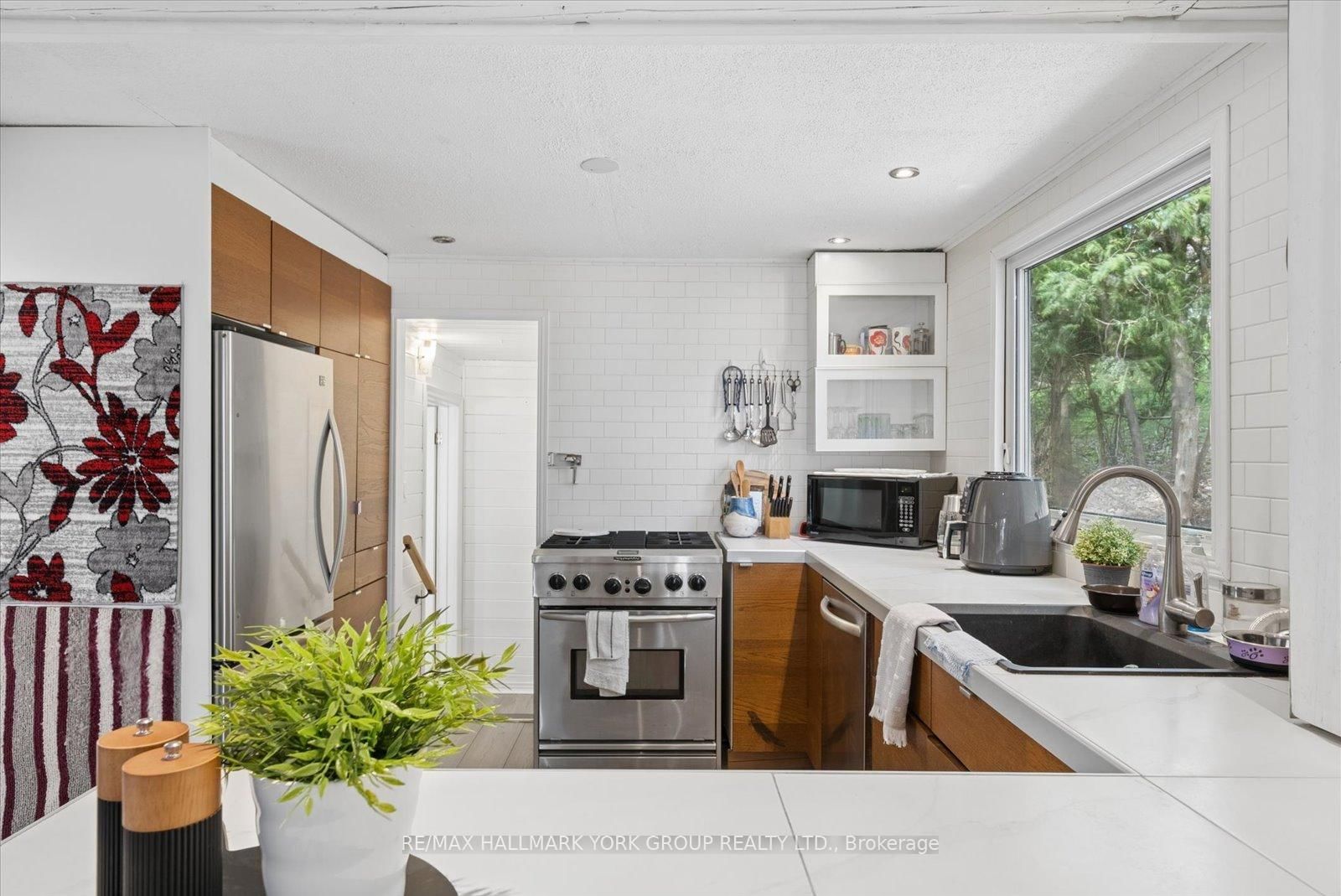 42 Connor Dr, Whitchurch-Stouffville, view 16