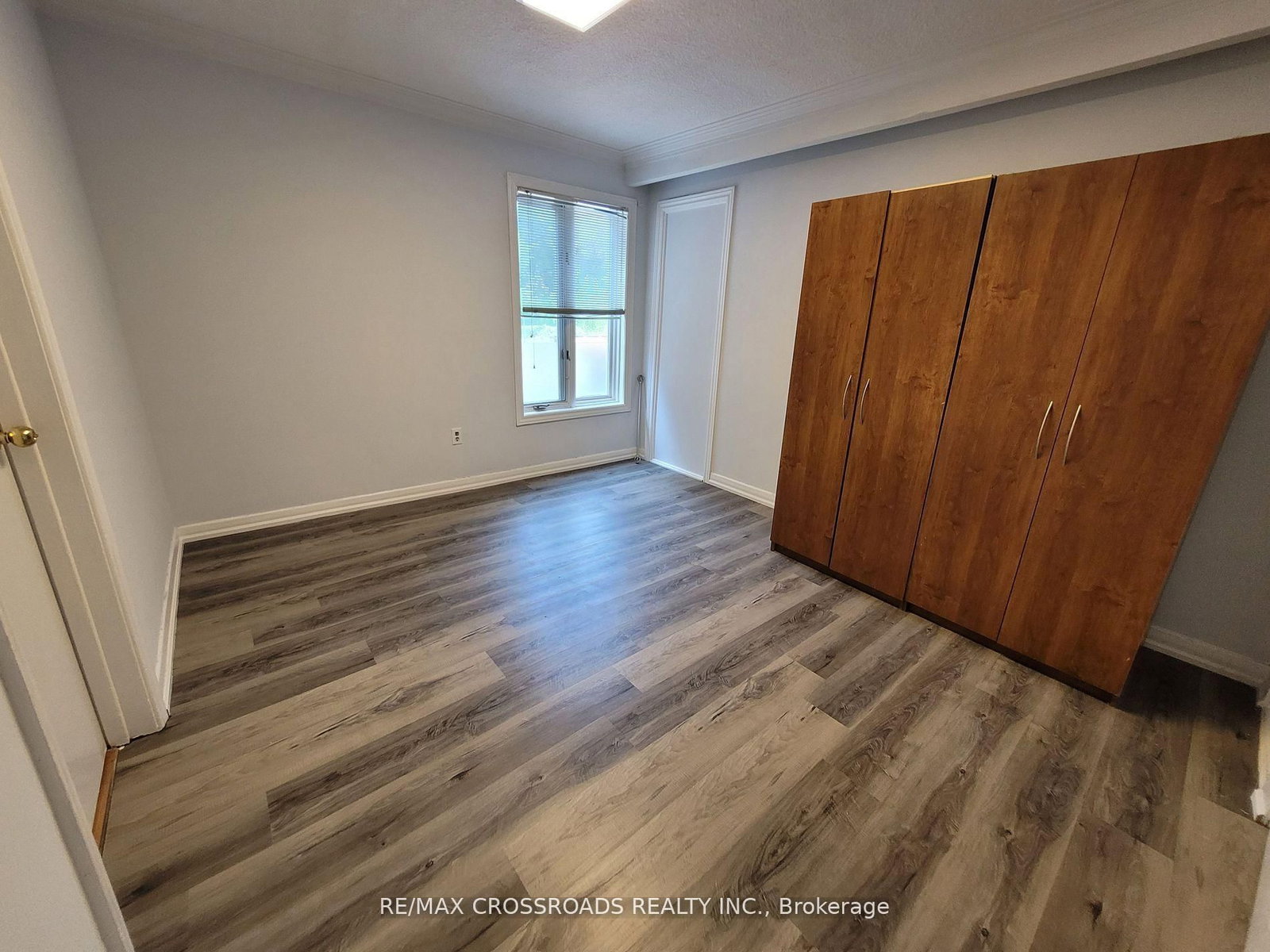 124 Major Mackenzie Drive E, Unit Main - Photo 2