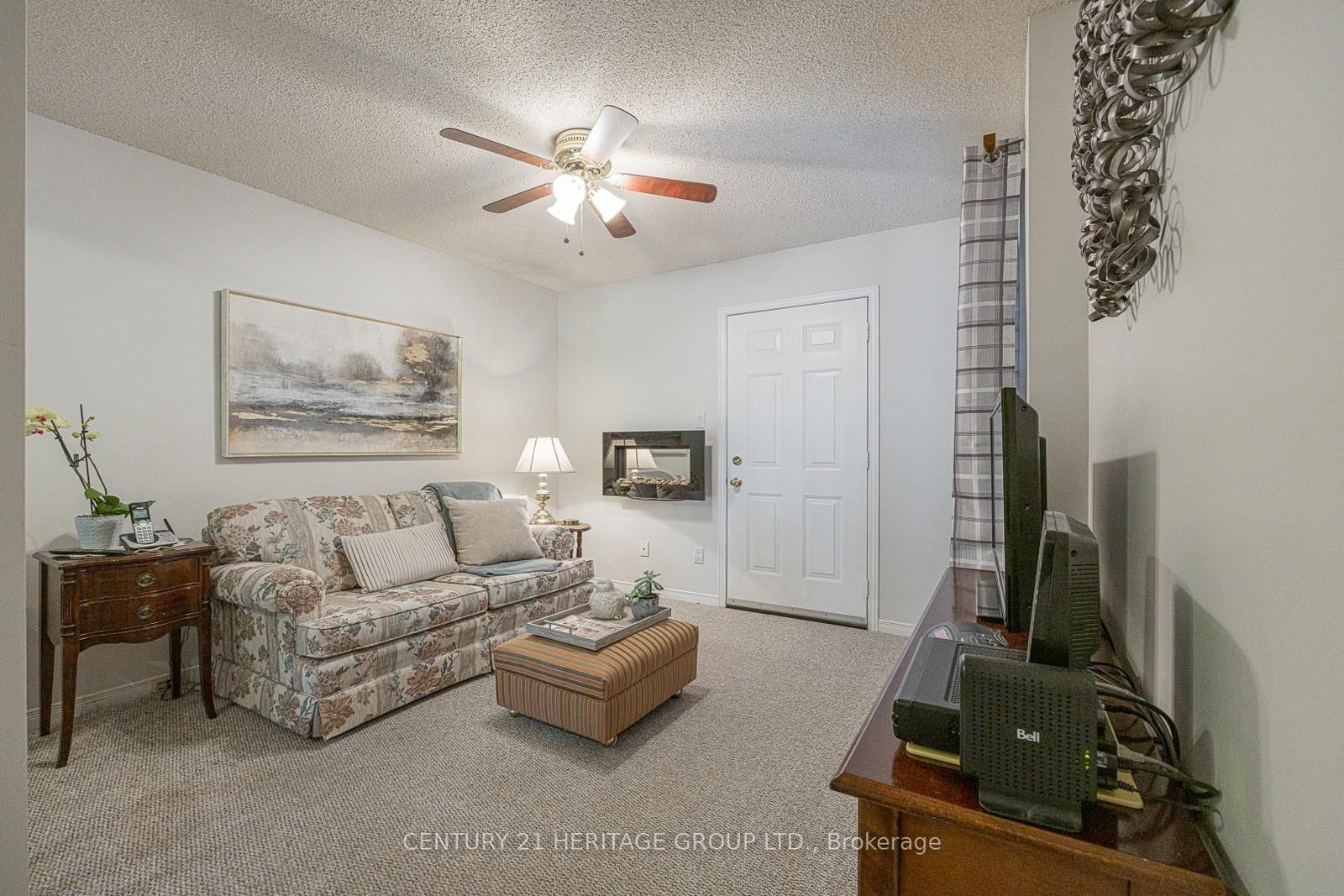 707 Caradonna Crescent • Newmarket, ON photo 5