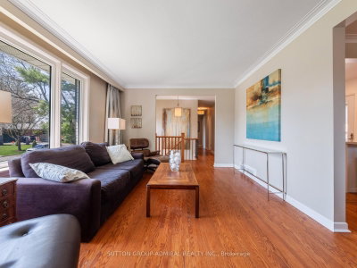 125 Laverock Avenue — more photos
