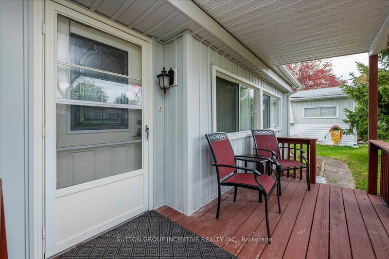 6 Pine Hill Court