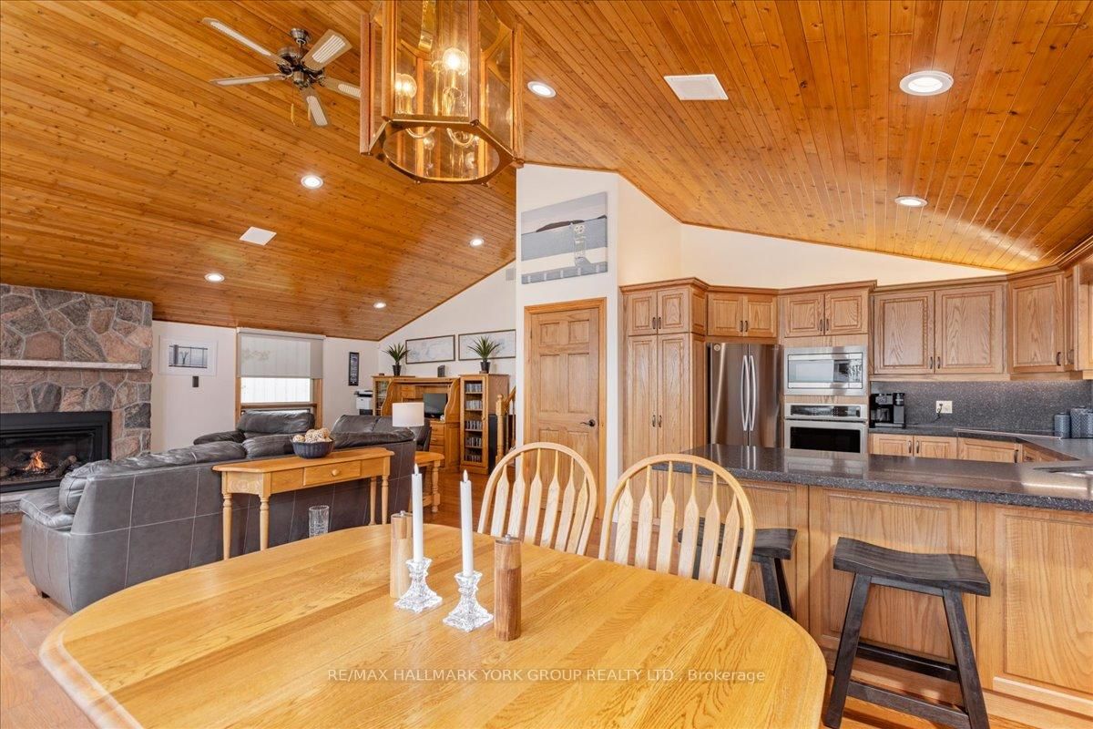 229 N Lake Drive • Georgina, ON photo 19