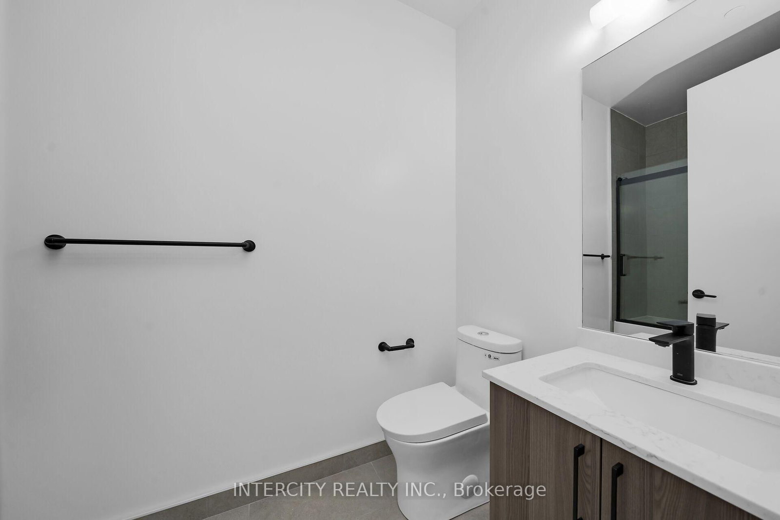 2075 King Road • #105 • King, ON photo 19