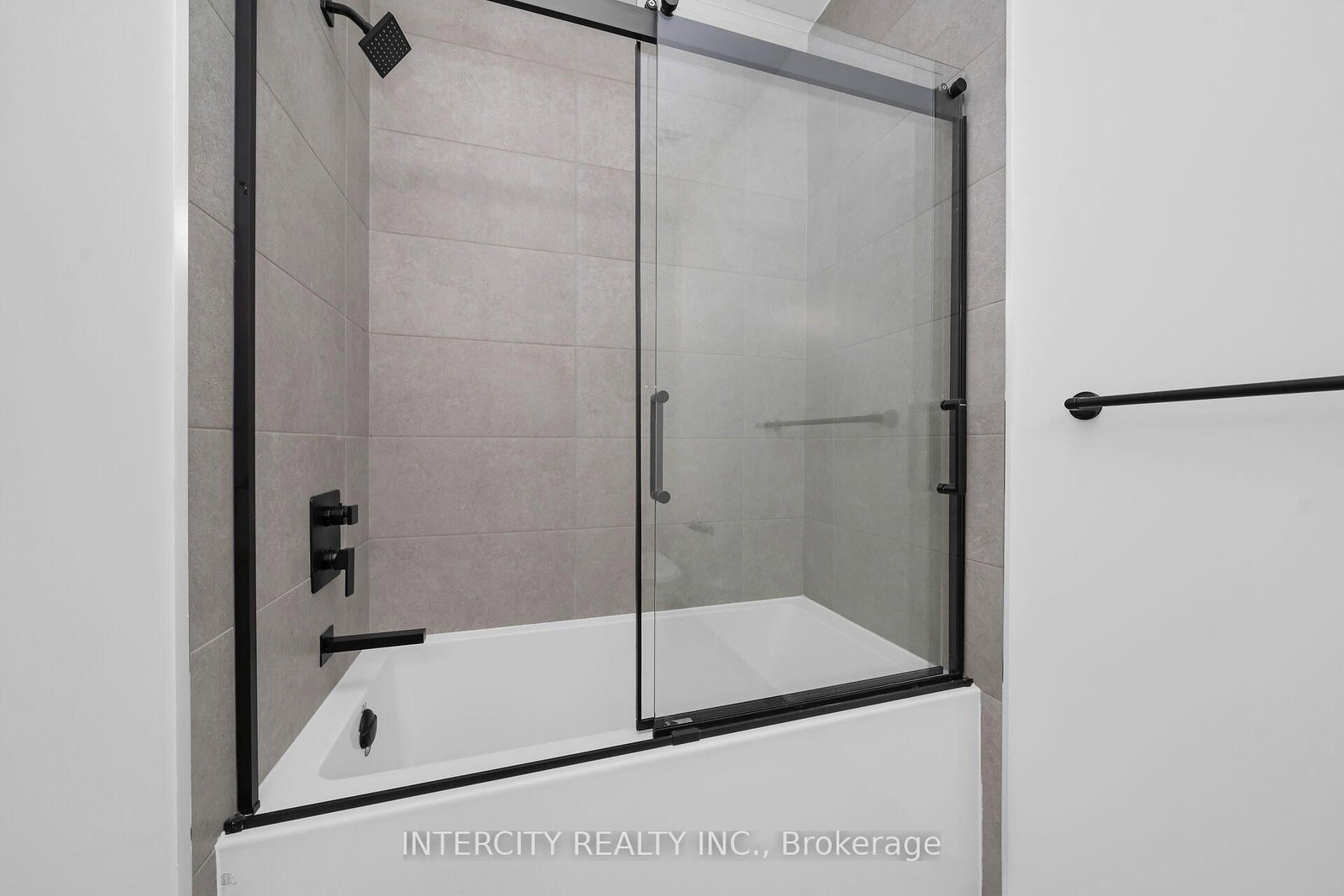 2075 King Road • #105 • King, ON photo 20