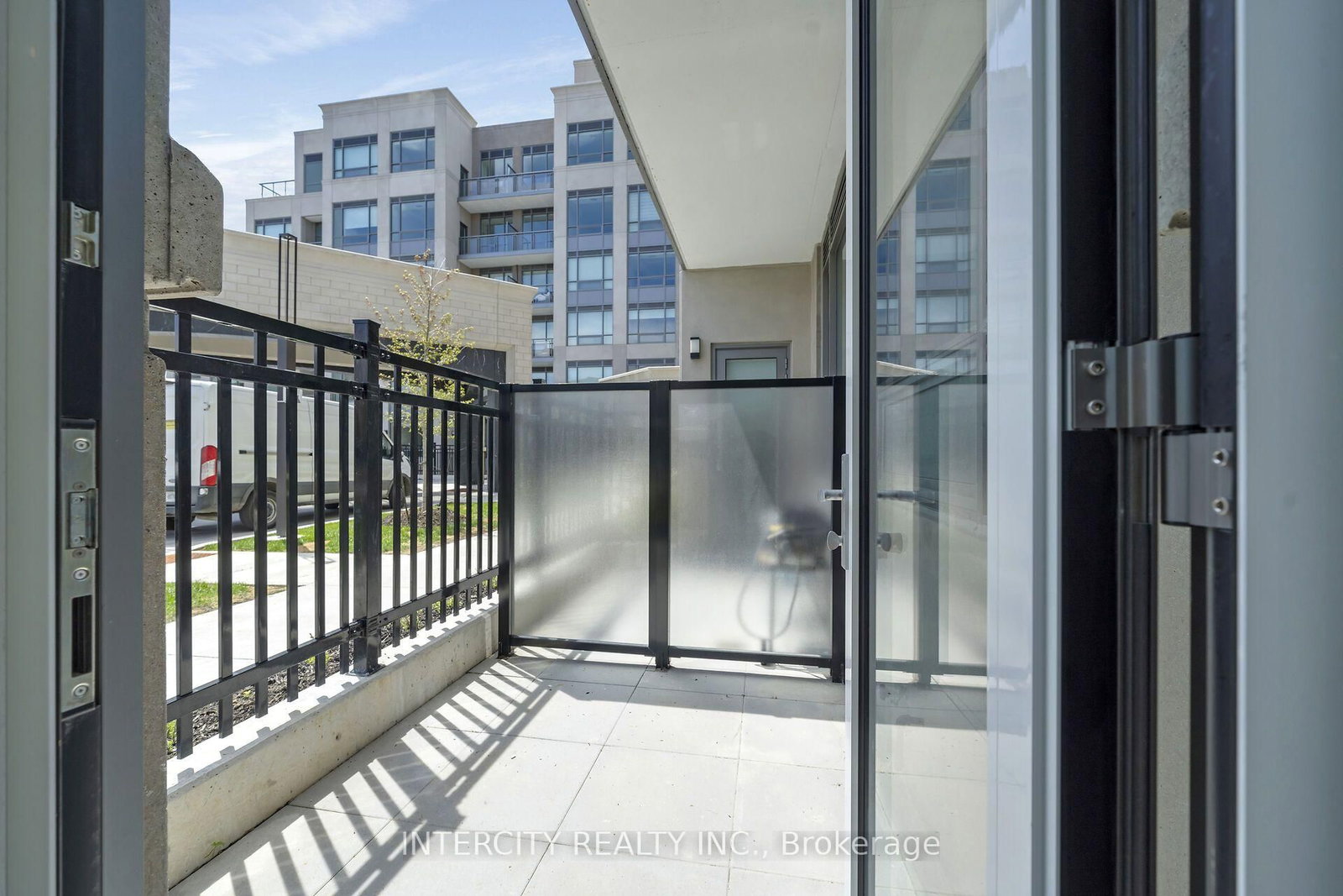 2075 King Road • #105 • King, ON photo 26