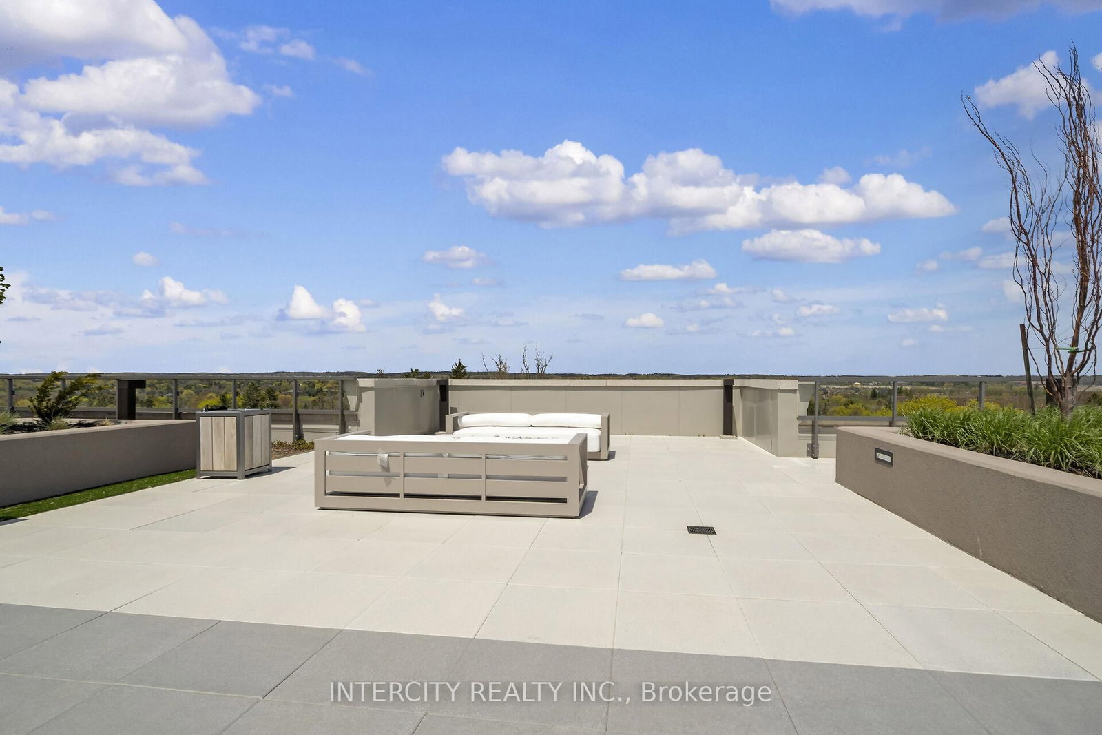 2075 King Road • #105 • King, ON photo 43