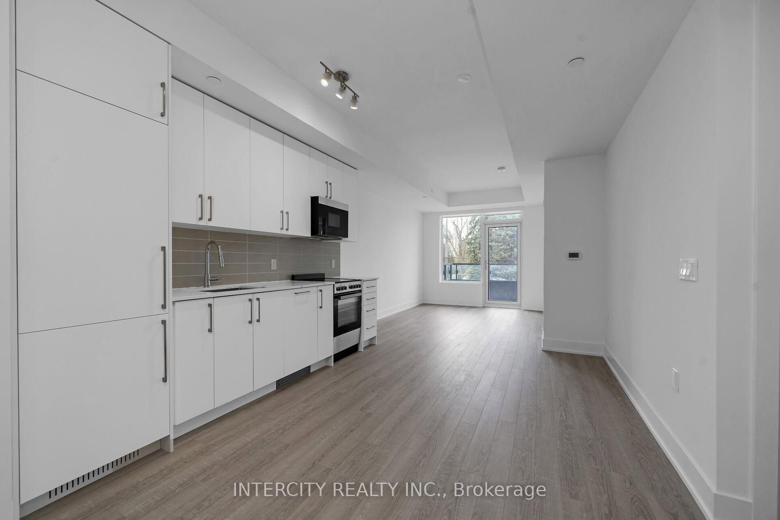 2075 King Road • #227 • King, ON photo 13