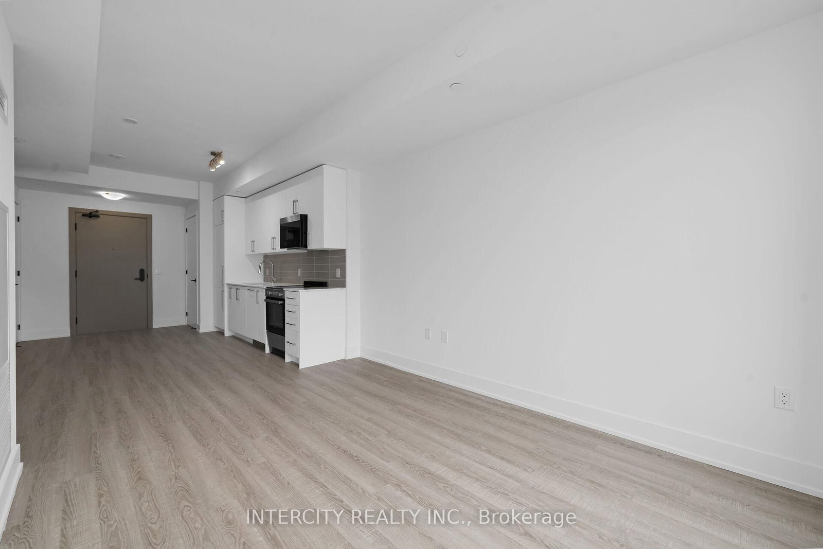 2075 King Road • #227 • King, ON photo 19