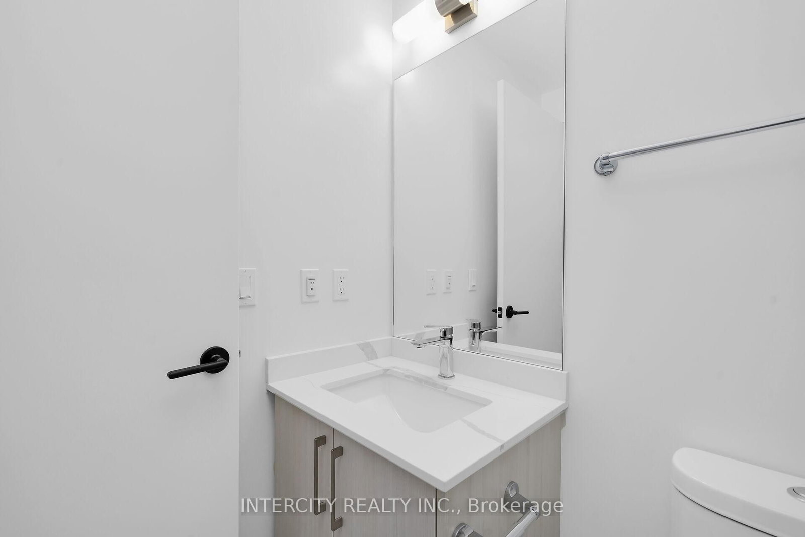 2075 King Road • #227 • King, ON photo 20