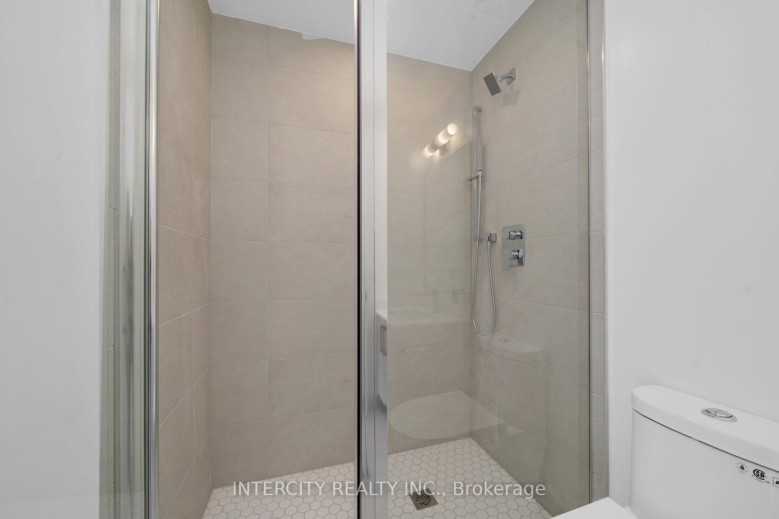 2075 King Road • #227 • King, ON photo 26