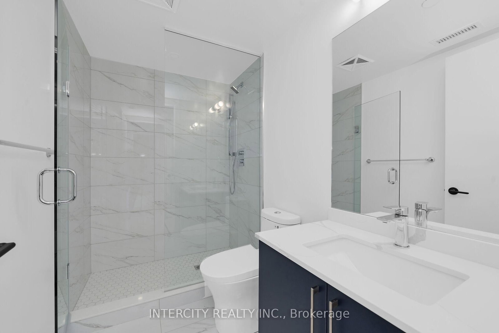 2075 King Road • #240 • King, ON photo 20