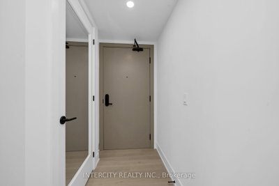 2075 King Road • #240 • King, ON photo 9