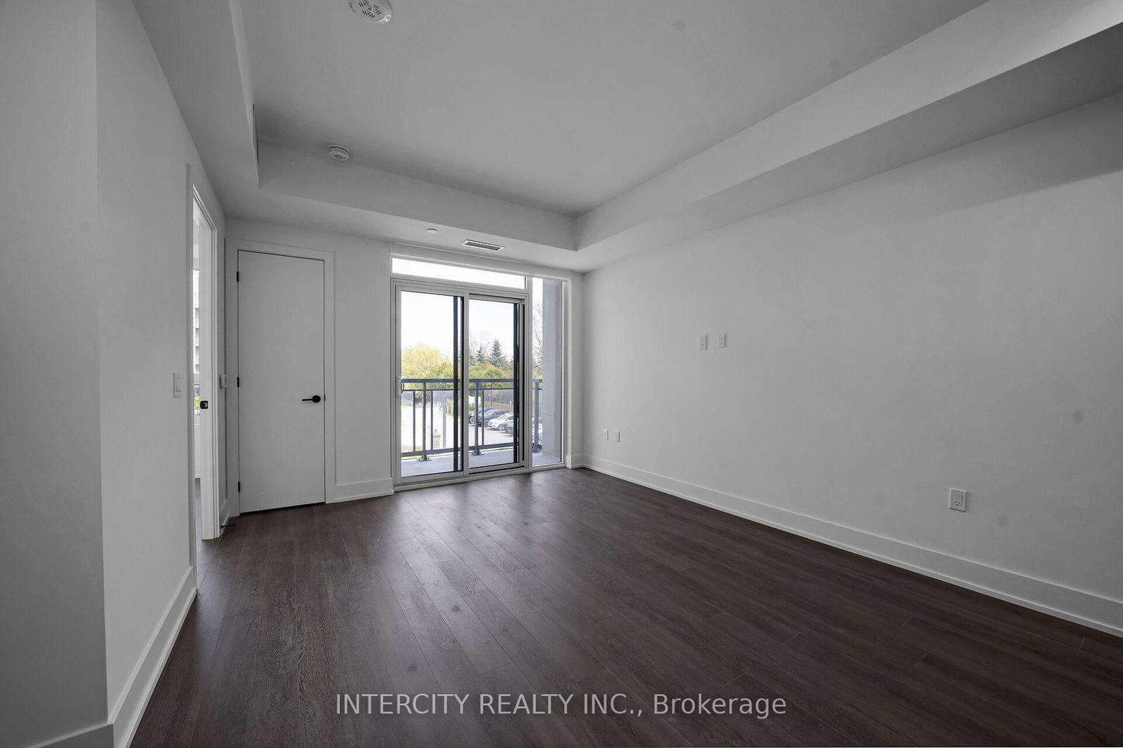 2075 King Road • #215 • King, ON photo 11