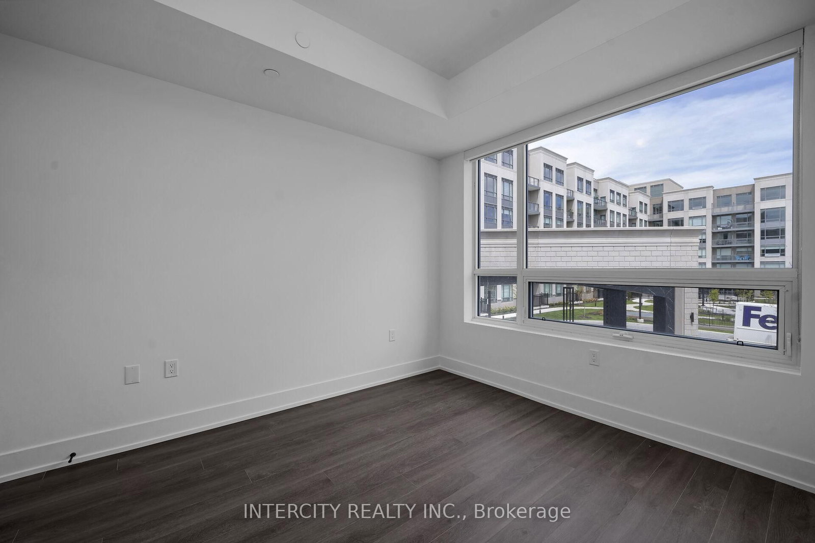 2075 King Road • #215 • King, ON photo 18