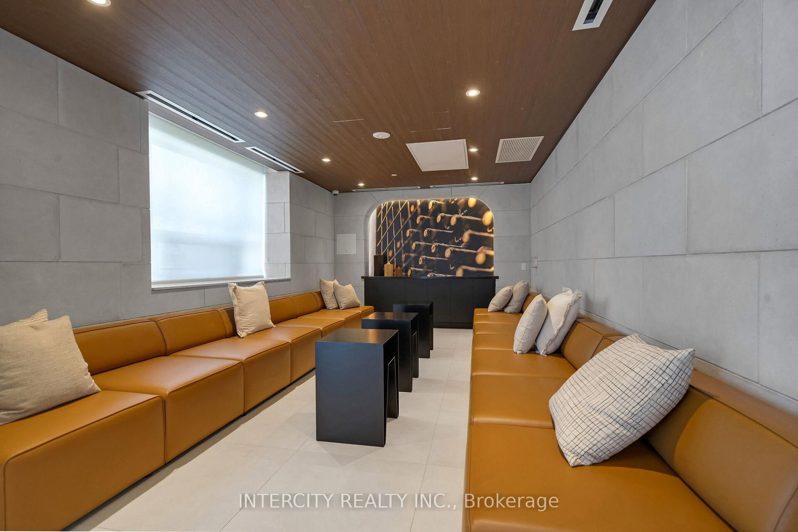 2075 King Road • #312 • King, ON photo 24