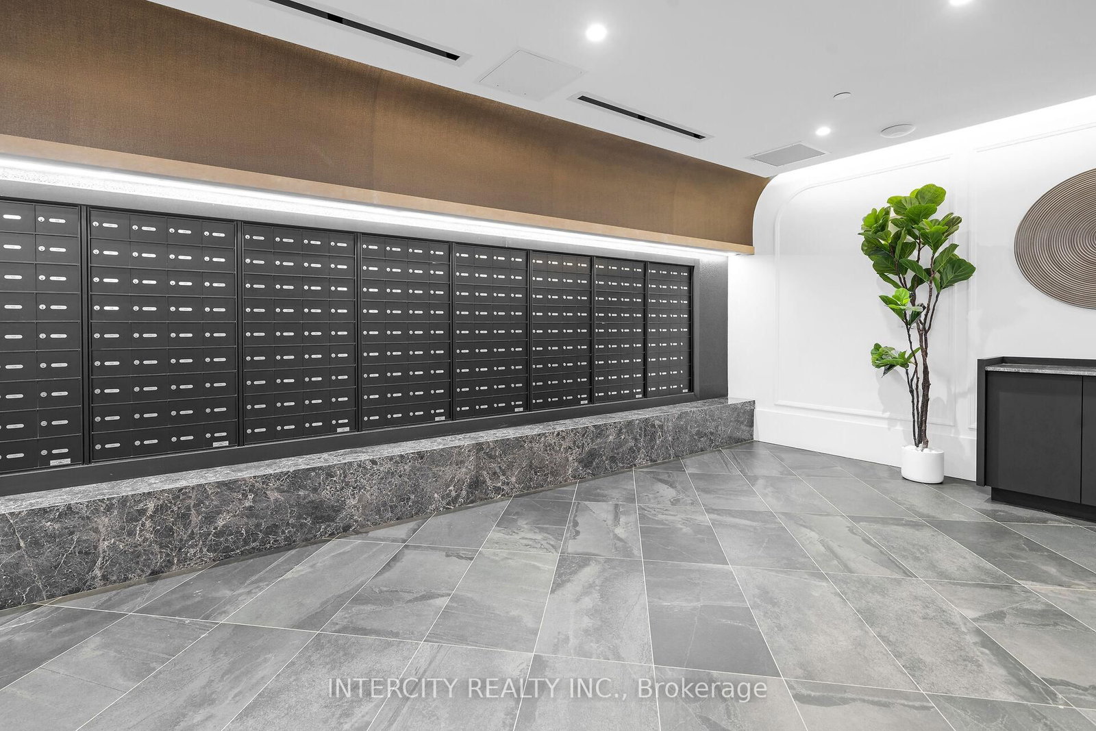 2075 King Road • #312 • King, ON photo 35