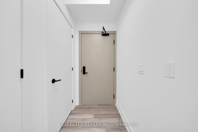 2075 King Road • #316 • King, ON photo 9