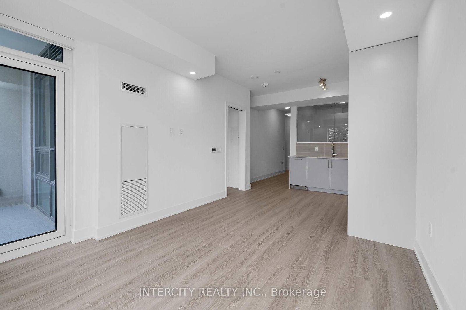 2075 King Road • #326 • King, ON photo 20
