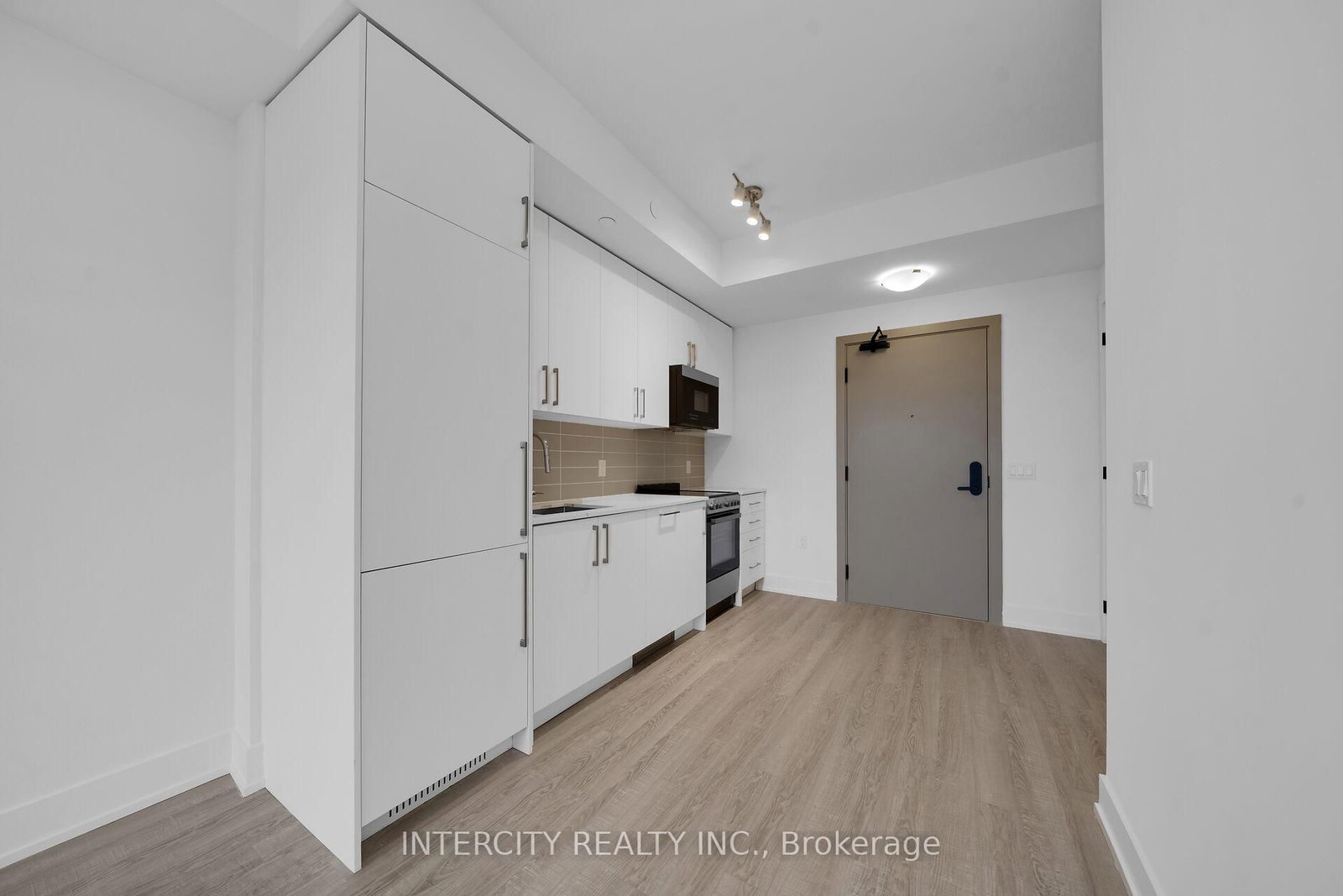 2075 King Road • #333 • King, ON photo 16