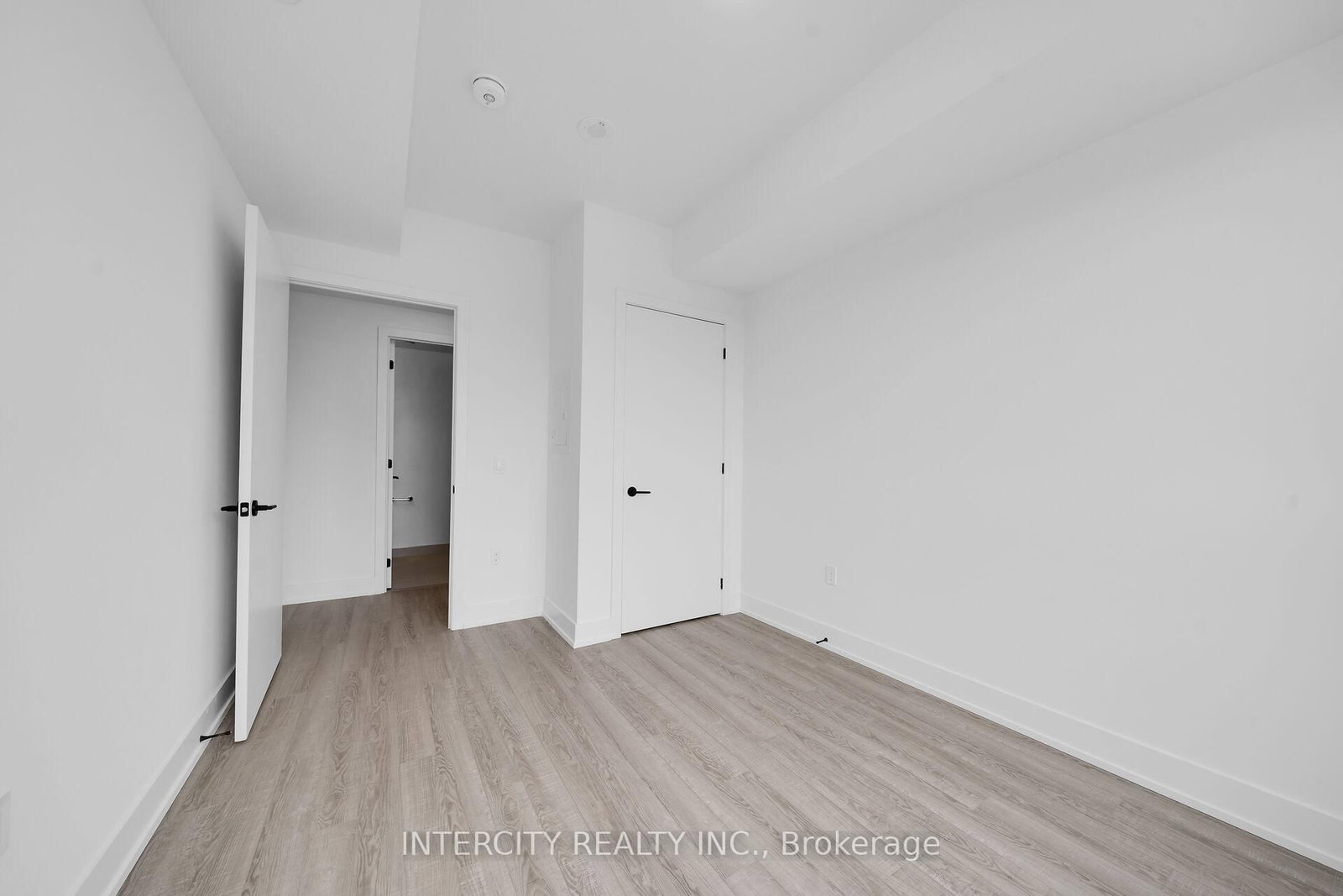2075 King Road • #333 • King, ON photo 23