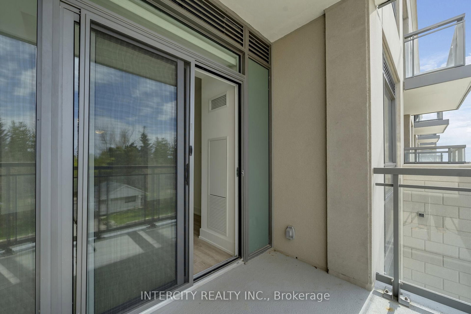2075 King Road • #431 • King, ON photo 29