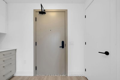 2075 King Road • #431 • King, ON photo 9