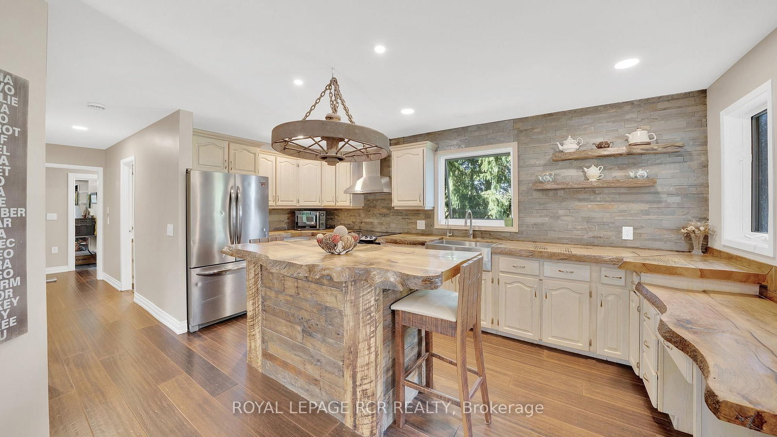 15735 Highway 27 • King, ON photo 45