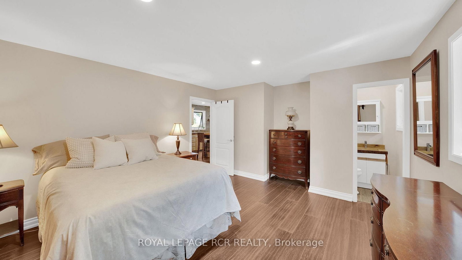 15735 Highway 27 • King, ON photo 47