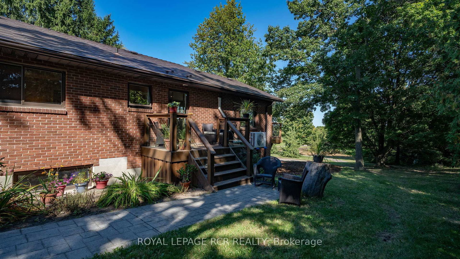 15735 Highway 27 • King, ON photo 9