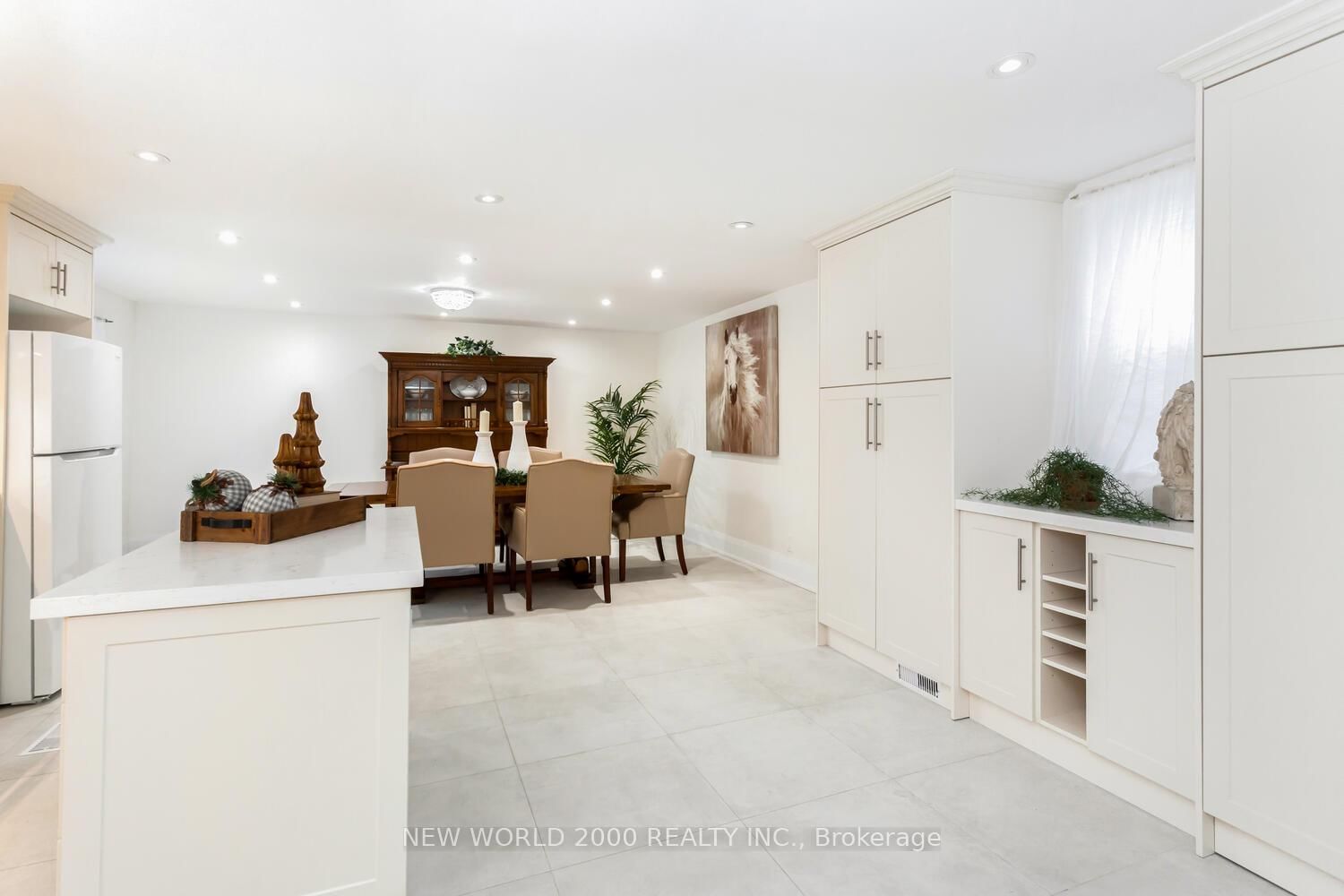 8071 Kipling Ave, Vaughan, view 10