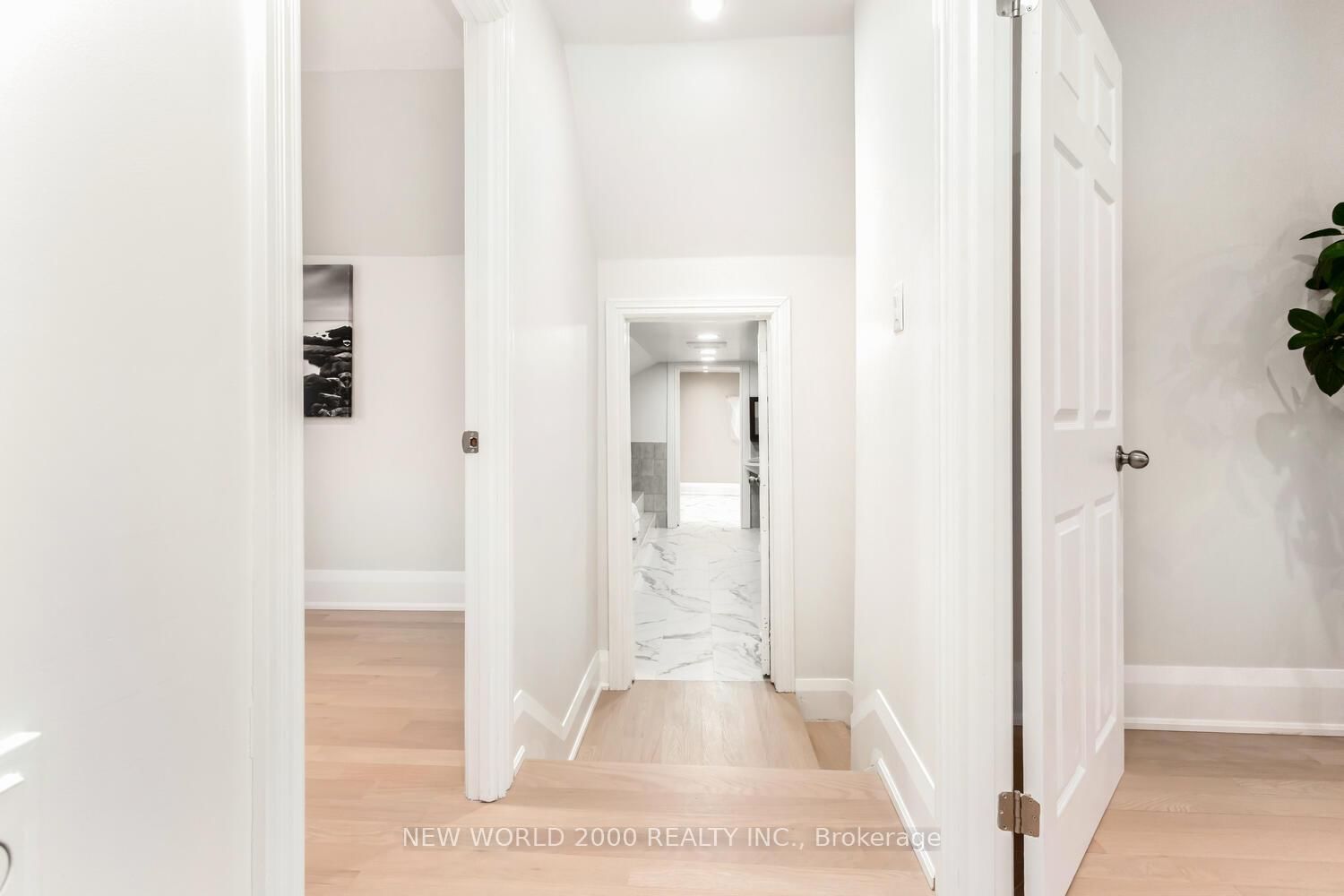 8071 Kipling Ave, Vaughan, view 31