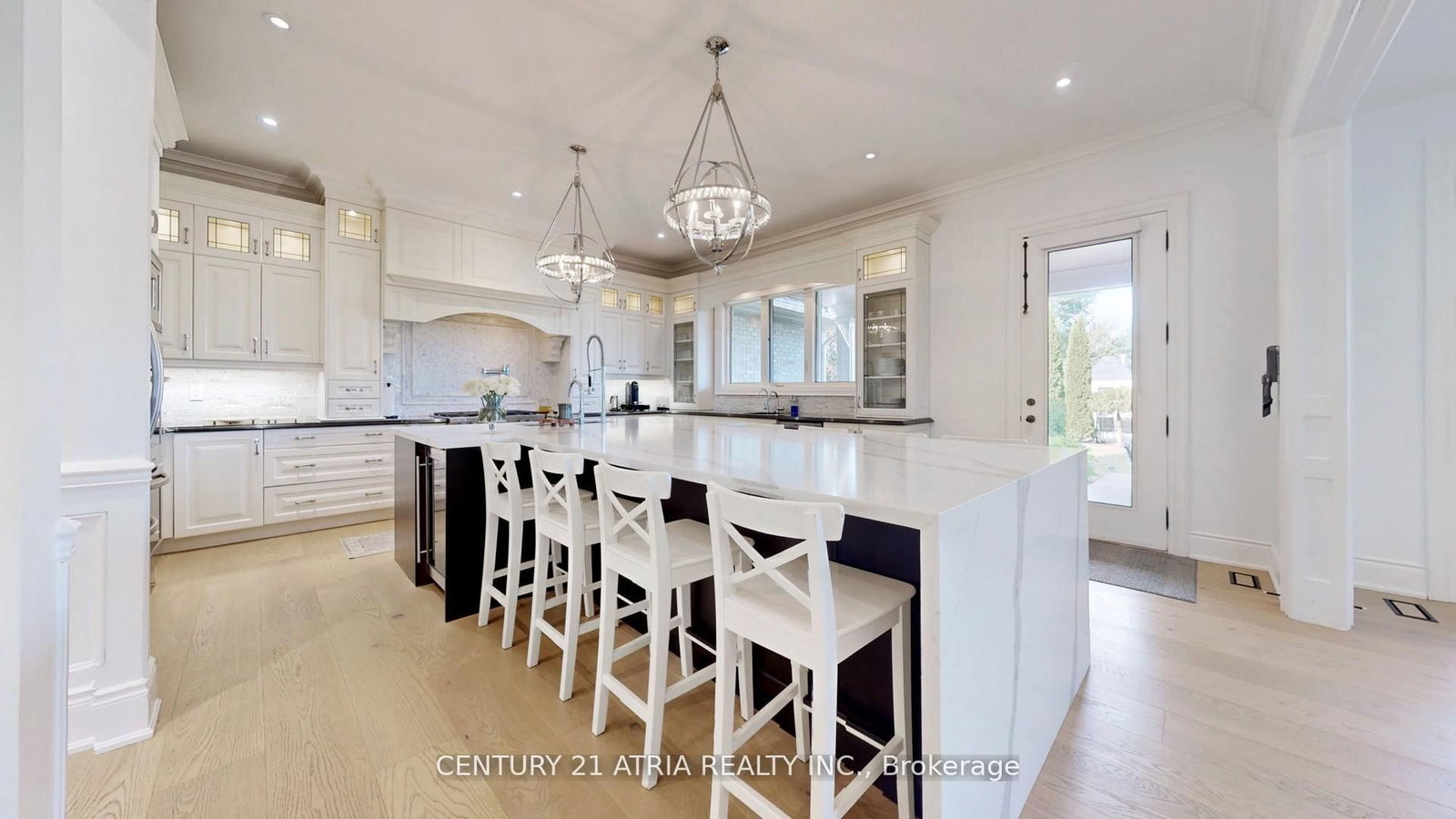 111 Lake Woods Drive • Whitchurch-Stouffville, ON photo 24