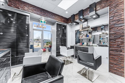 9610 Yonge st Street