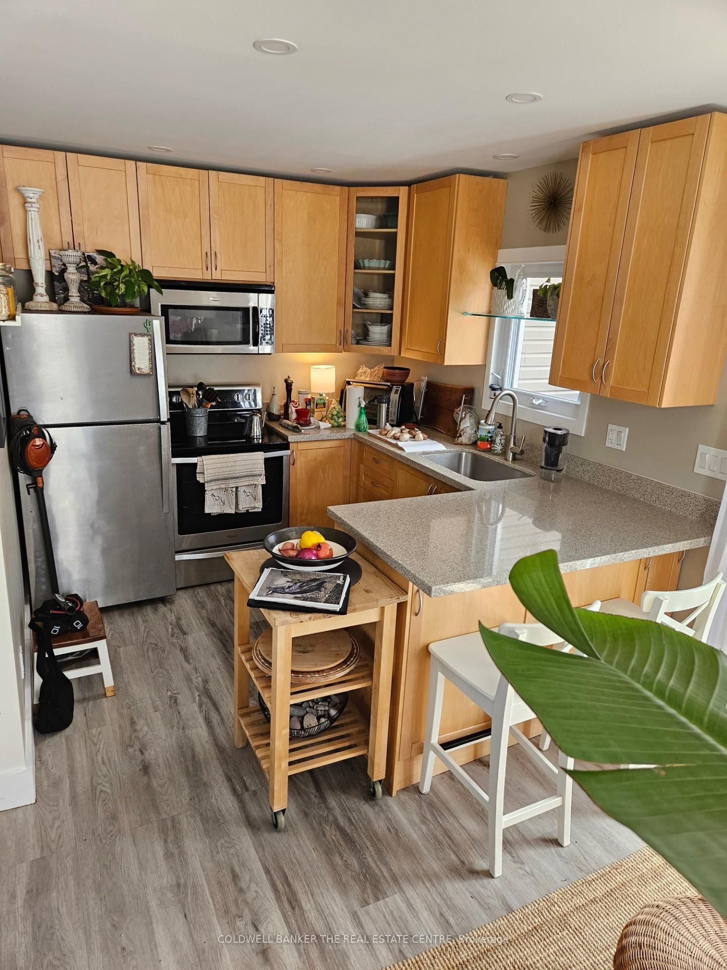 61 Brock Street E, Unit B - Photo 4