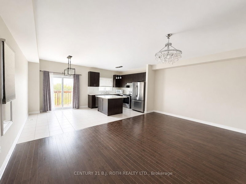 1150 Peelar Crescent