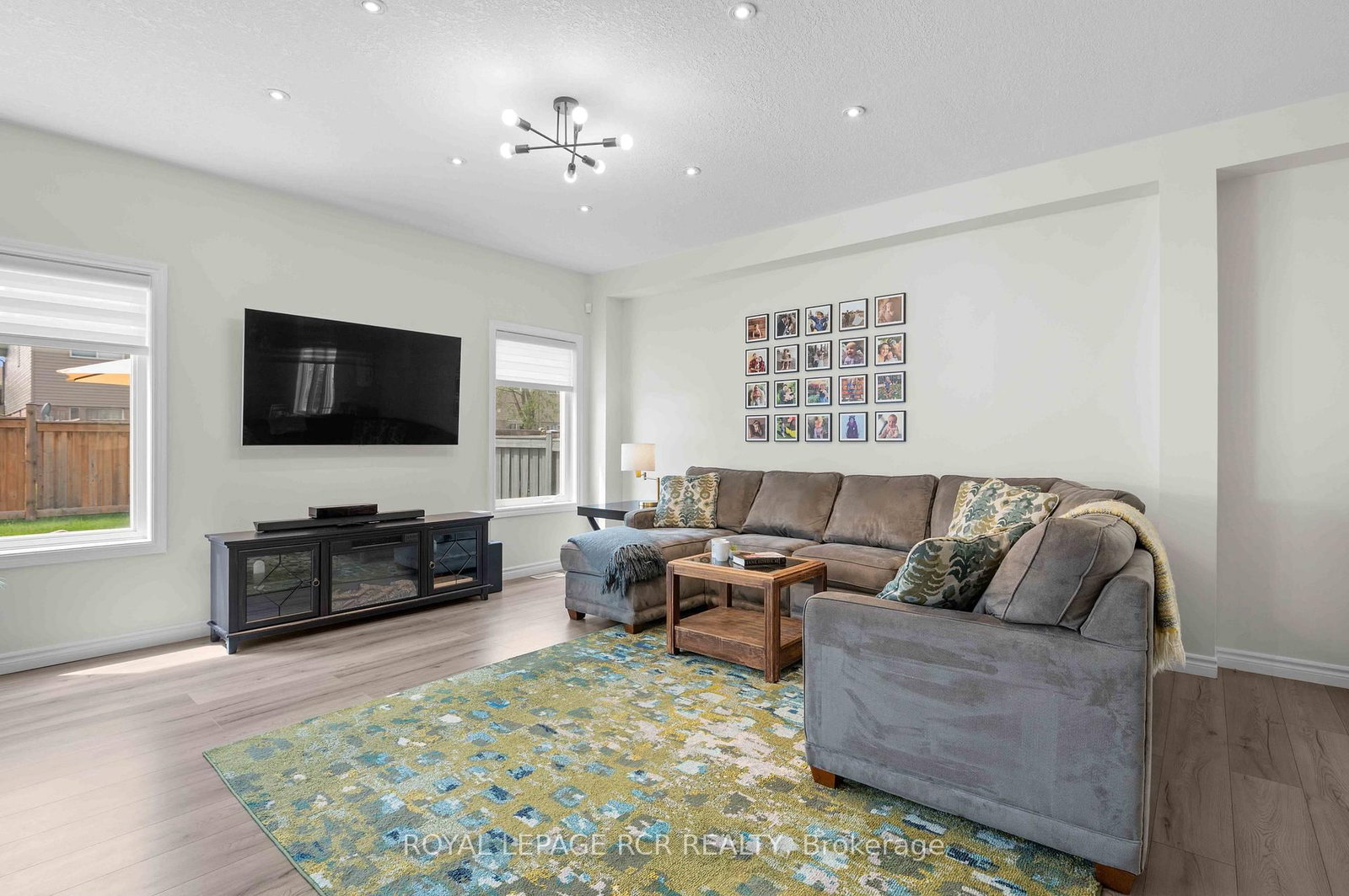 8 Jones Street • New Tecumseth, ON photo 9