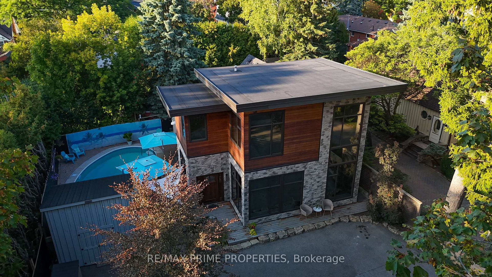 227 Second Street • Whitchurch-Stouffville, ON photo 1