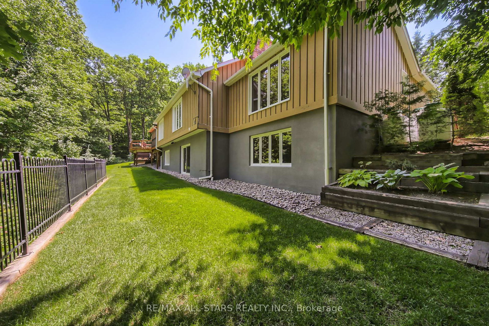 19 Bristol Sands Crescent • Uxbridge, ON photo 32