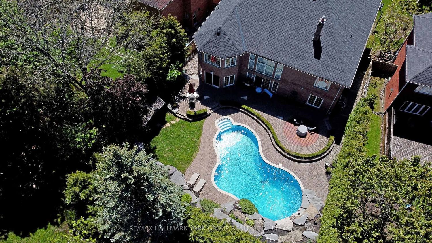 953 Damascus Court • Newmarket, ON photo 42