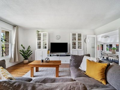 12 Easy Street • Georgina, ON photo 3