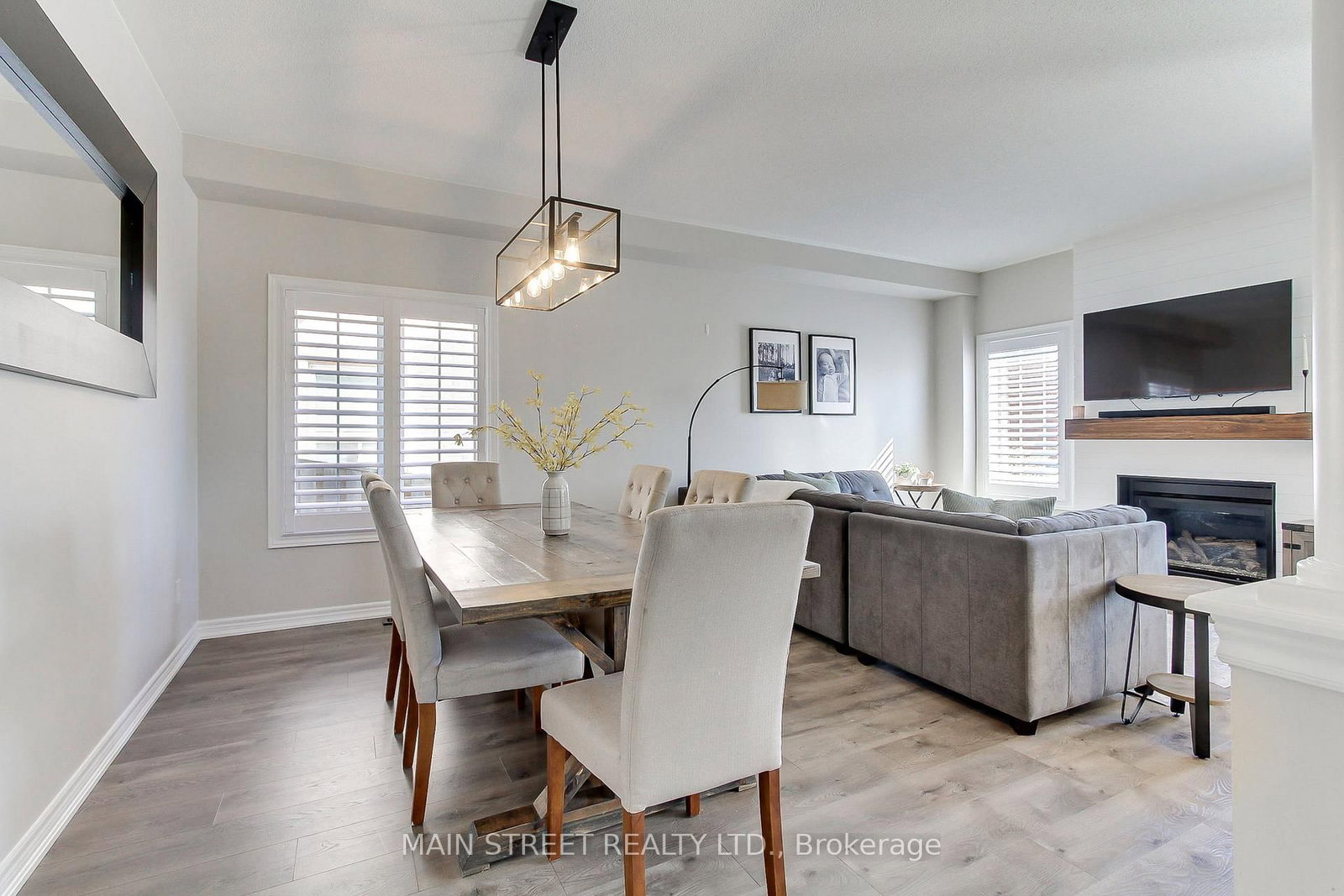 123 Laurendale Avenue • Georgina, ON photo 11