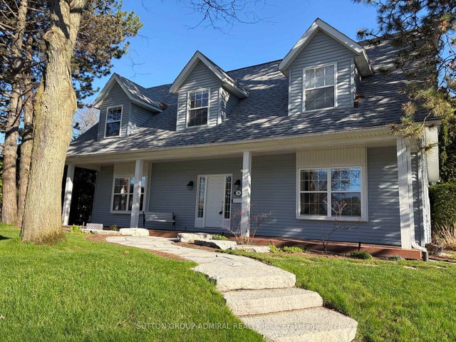 54 Starlight Crescent