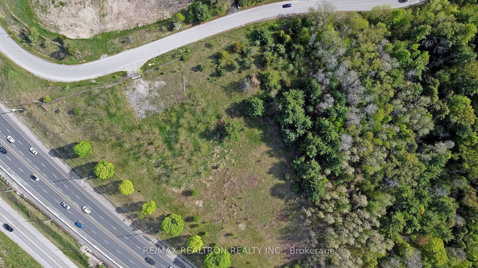 124 Morning Side Road • East Gwillimbury, ON photo 13